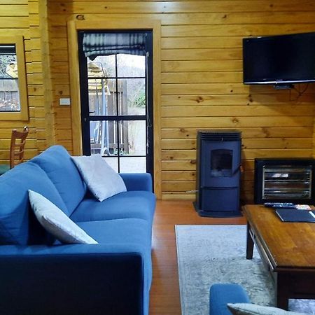 Central Chalets Ltd Alexandra Bagian luar foto