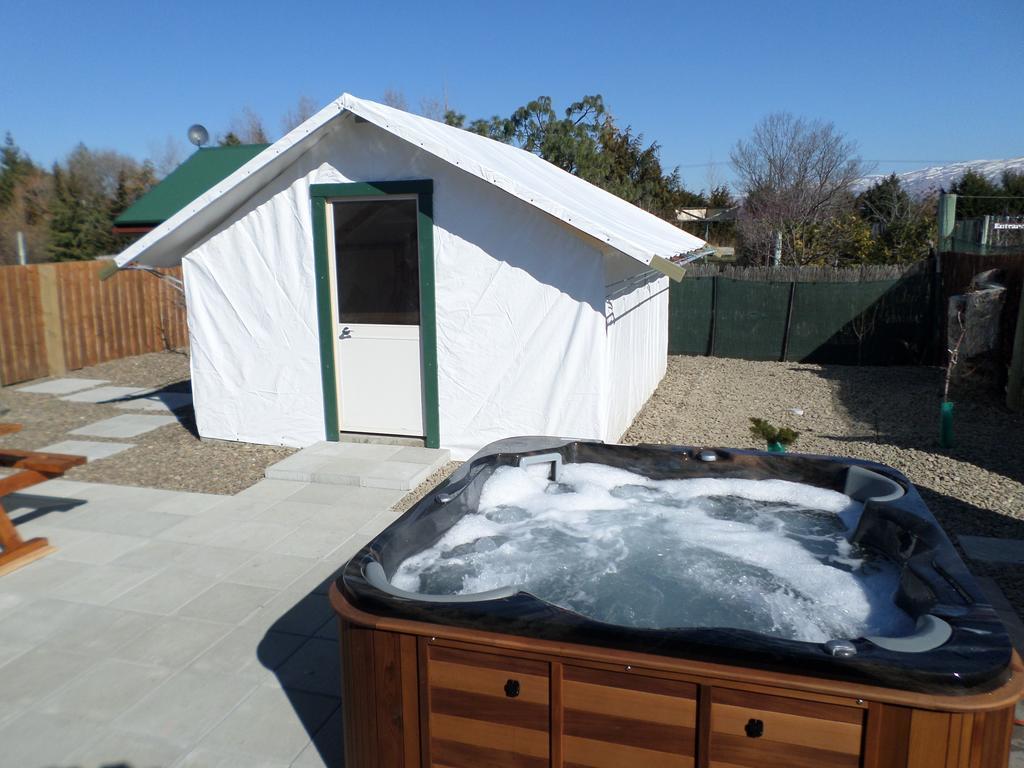 Central Chalets Ltd Alexandra Bagian luar foto