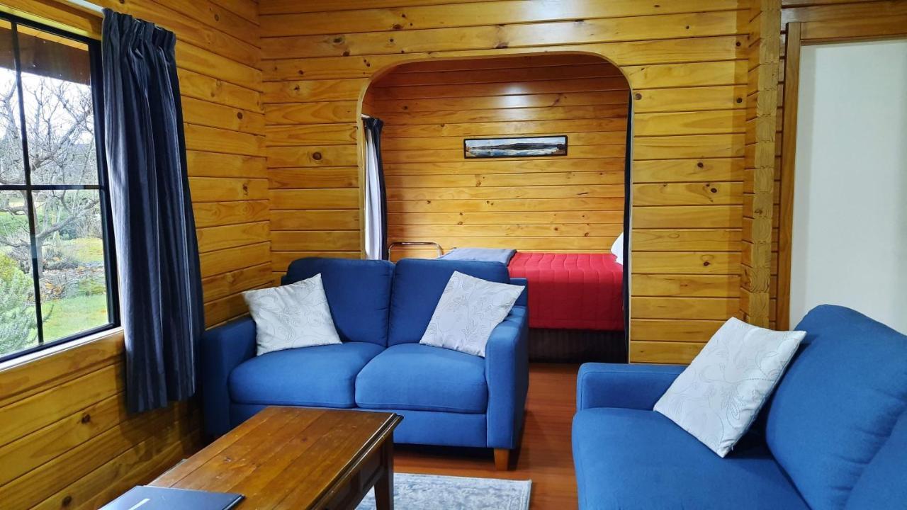 Central Chalets Ltd Alexandra Bagian luar foto