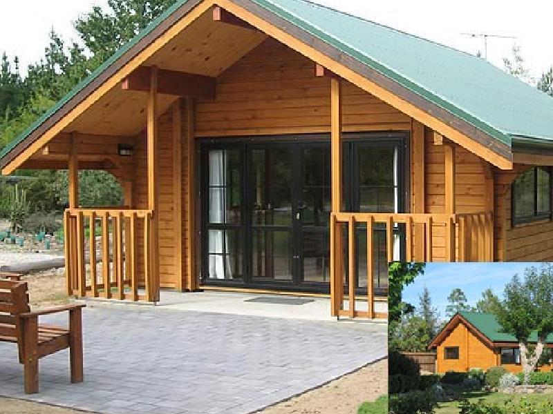 Central Chalets Ltd Alexandra Bagian luar foto